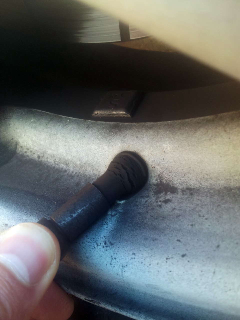 Зіпсував шину... 1