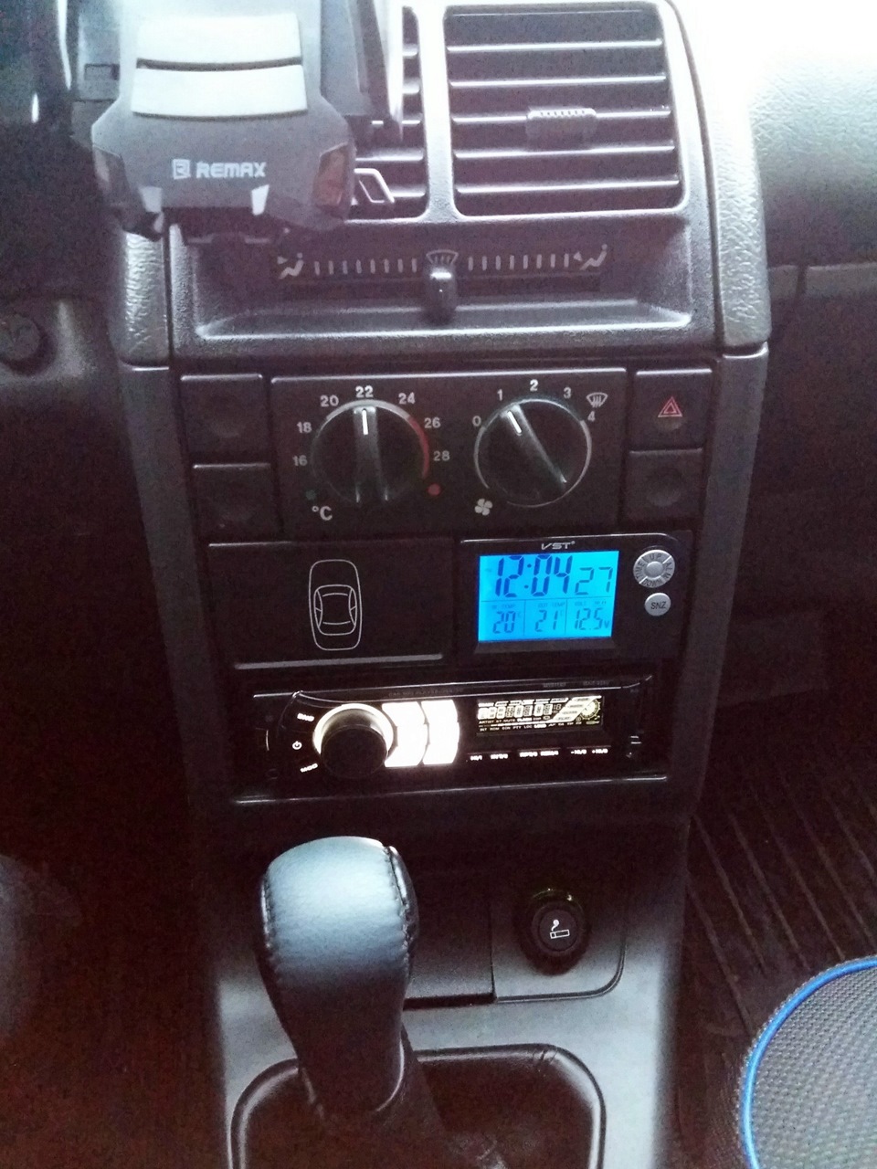 Заміна штатним годинником - VST-7048V! 4