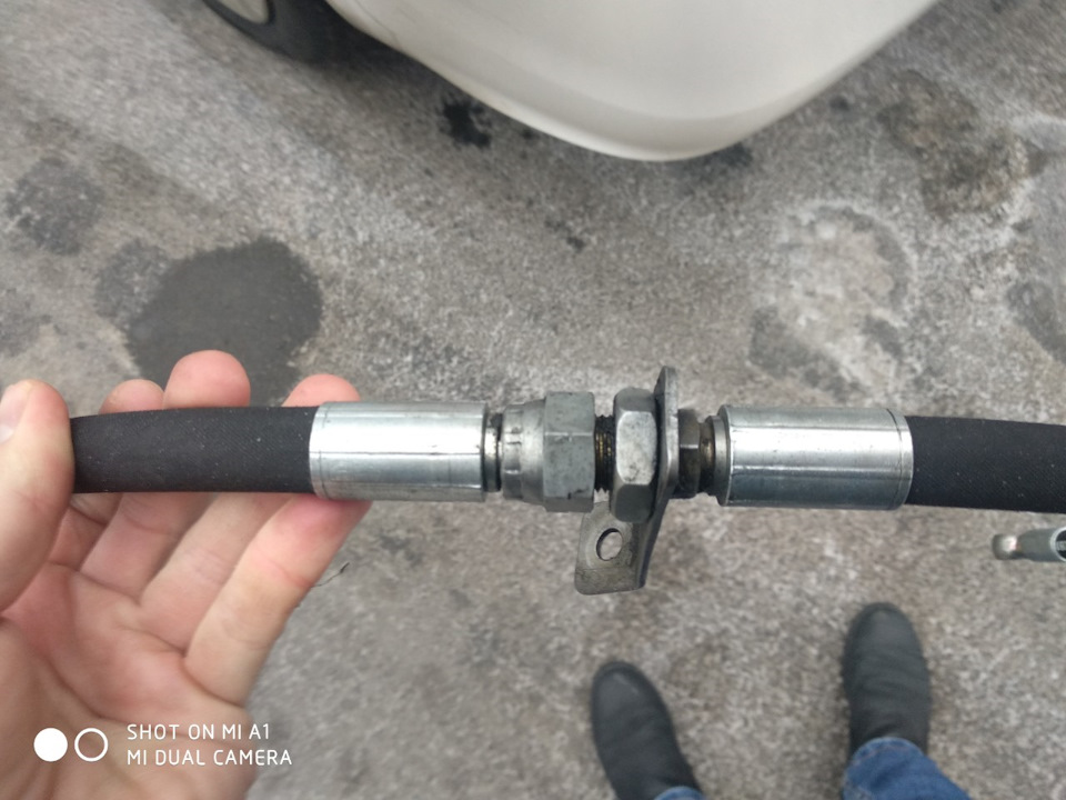 Заміна шлангів ГУР високого тиску 3