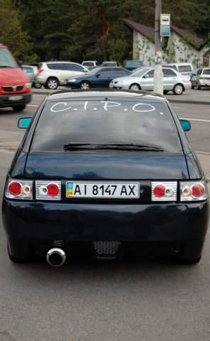 Переглядав фотки своєї бандитки 2