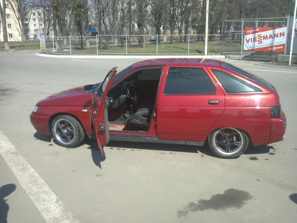 Вийшло сонечко)))