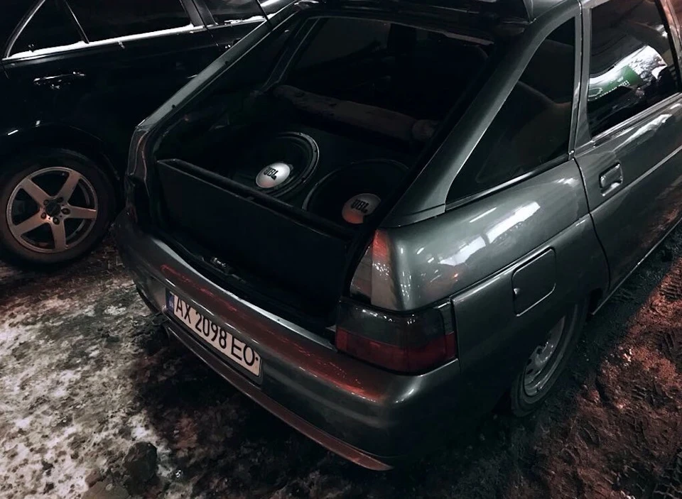 Два JBL GTO 1514