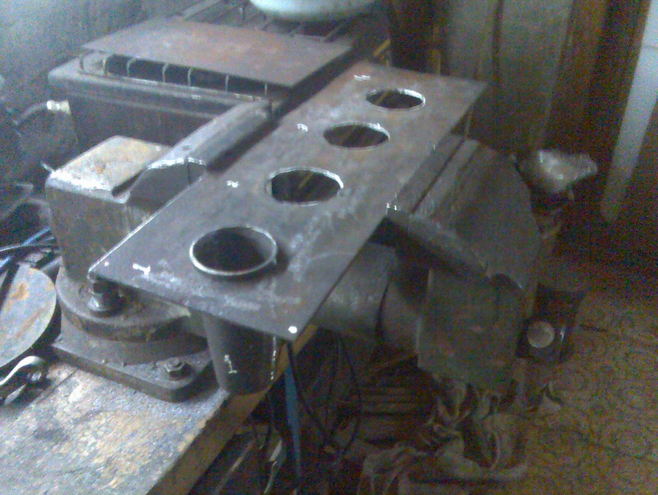4 порося (Individual trottle bodies inside) 3