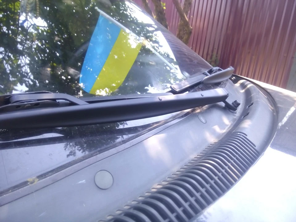 поводки двірників