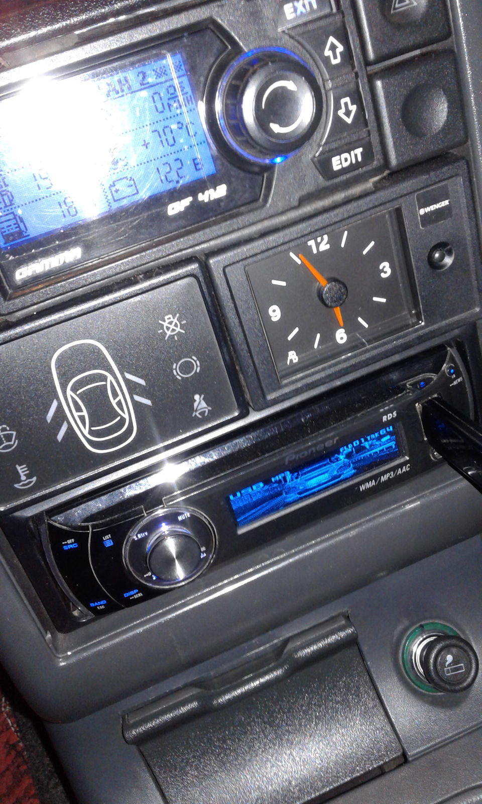 Pioneer замість Kenwood 4