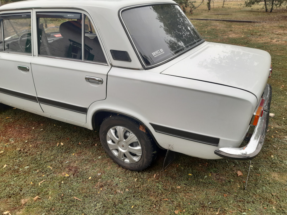 Другий автомобіль, який у сім'ї з 2007 року. ВАЗ 21011 2