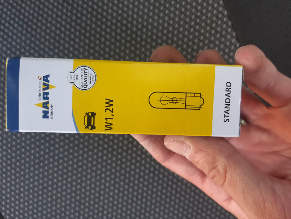 Заміна замків задніх сидінь 2