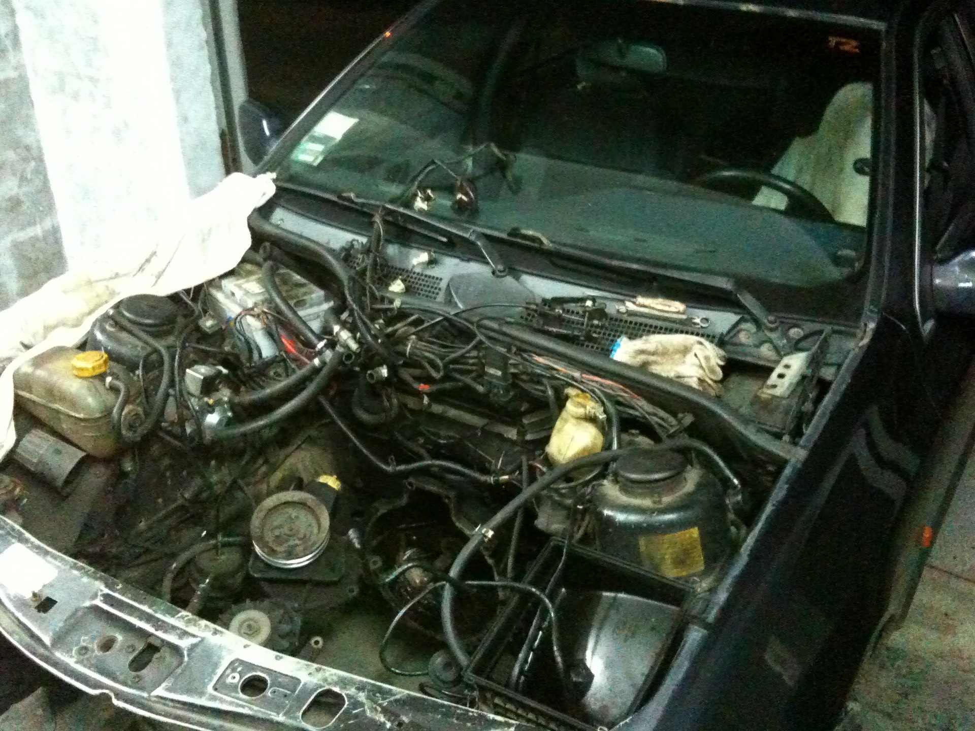 Пару ночей ford scorpio у гаражі. 5
