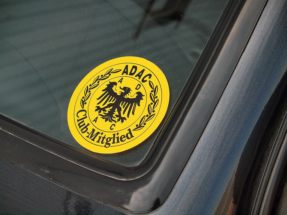 Клубна наклейка ADAC 2