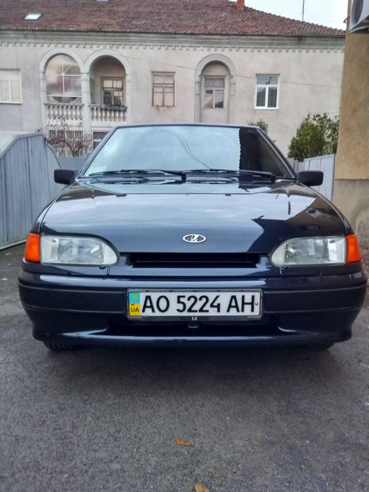 Рамка номера Deutsche LADA 1