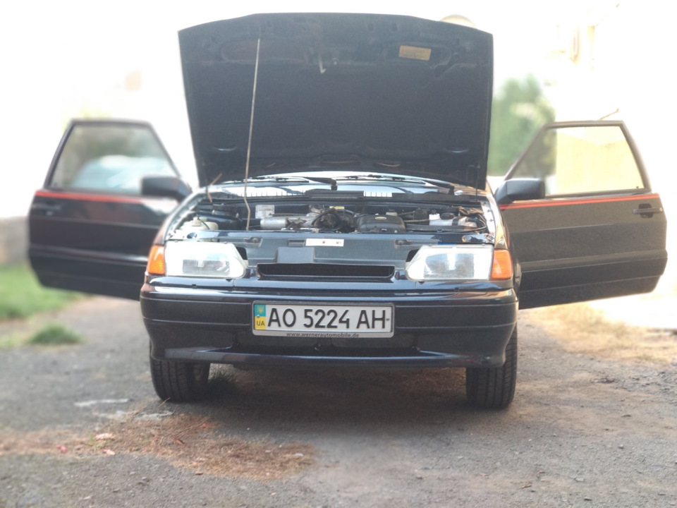 Рамка номера Deutsche LADA 2