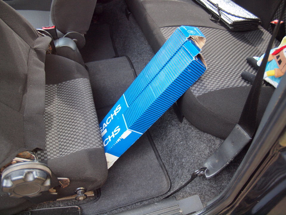 В одну річку тричі: встановлення амортизаторів Sachs Touring 1