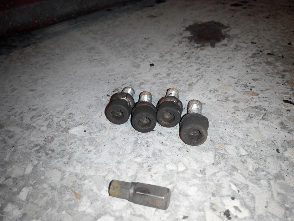 Пластини автопродукт-2