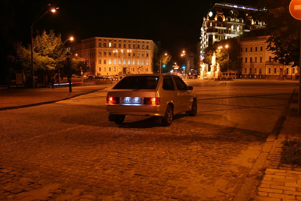 Ніч. Київ. Центр.