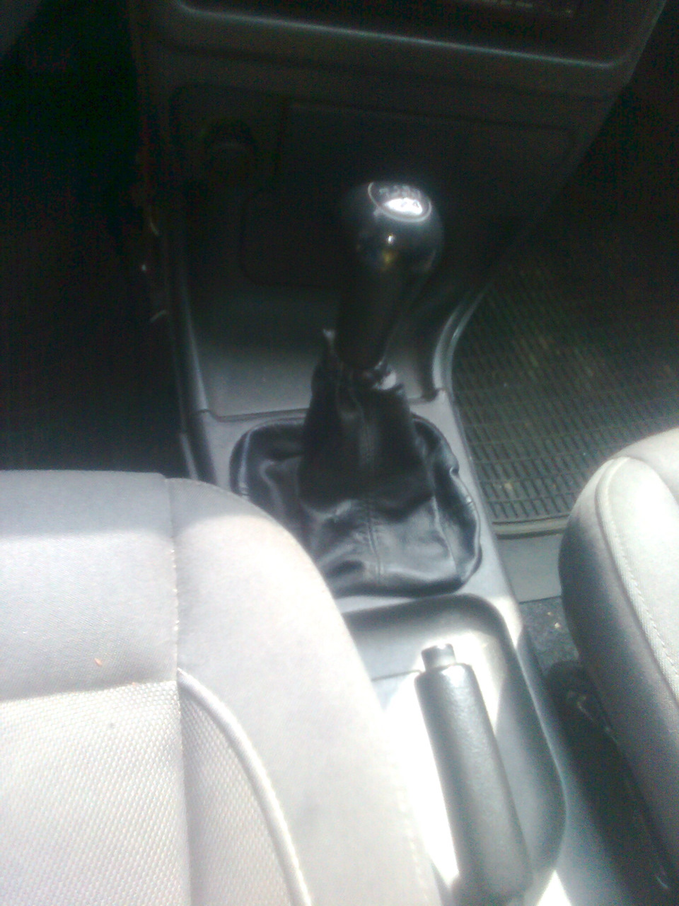 ручка кпп від Golf IV 4
