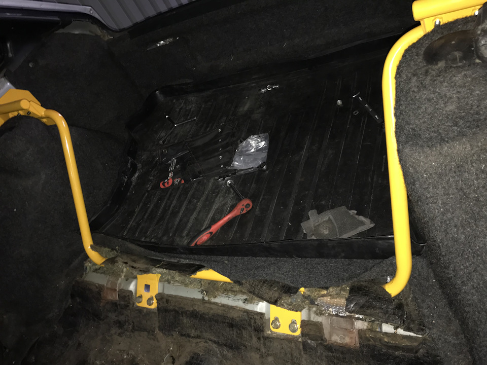 Задній підсилювач кузова техномайстер і стабілізатор передній 2170 5