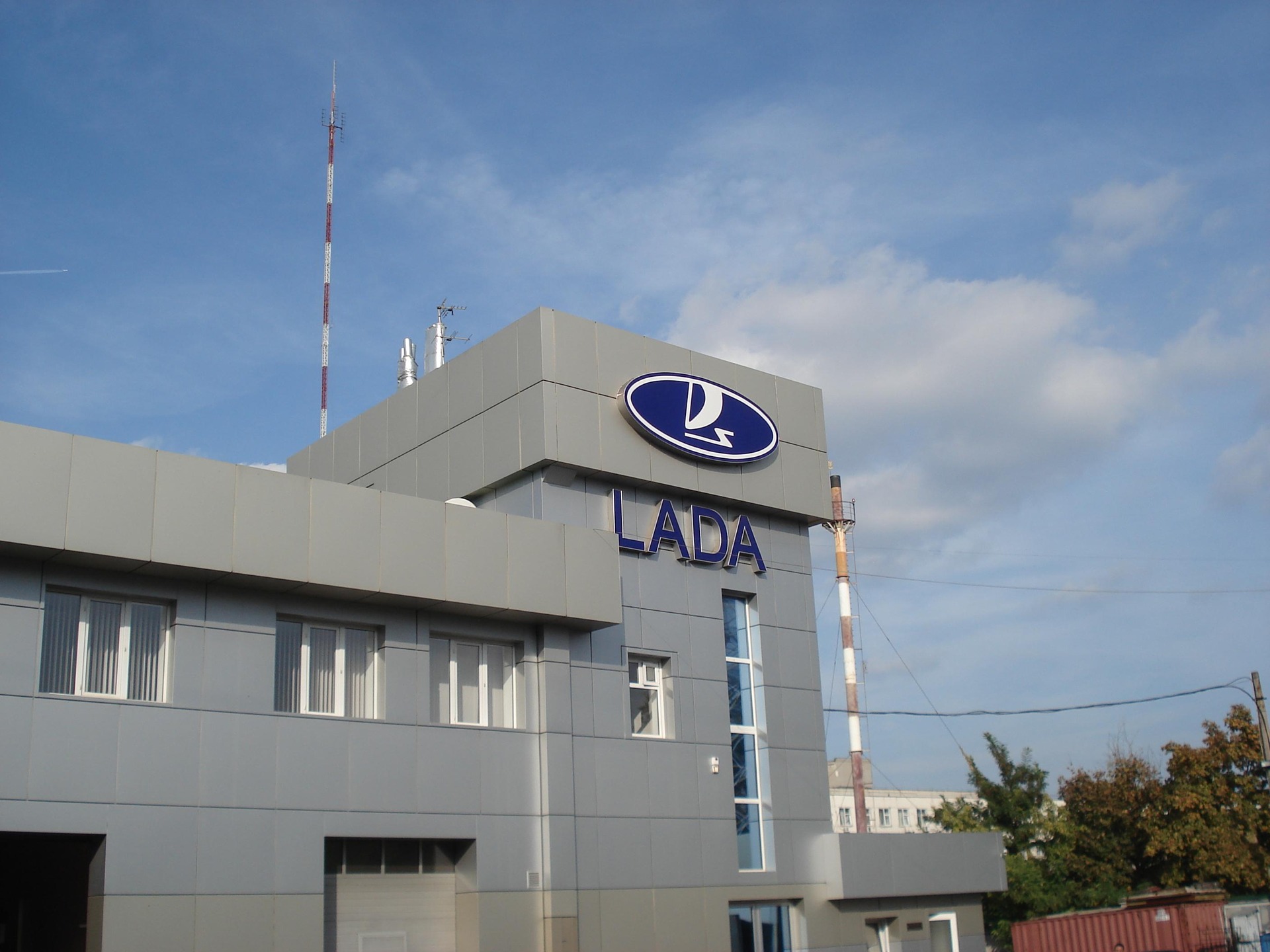 Моменти в автосалоні 2