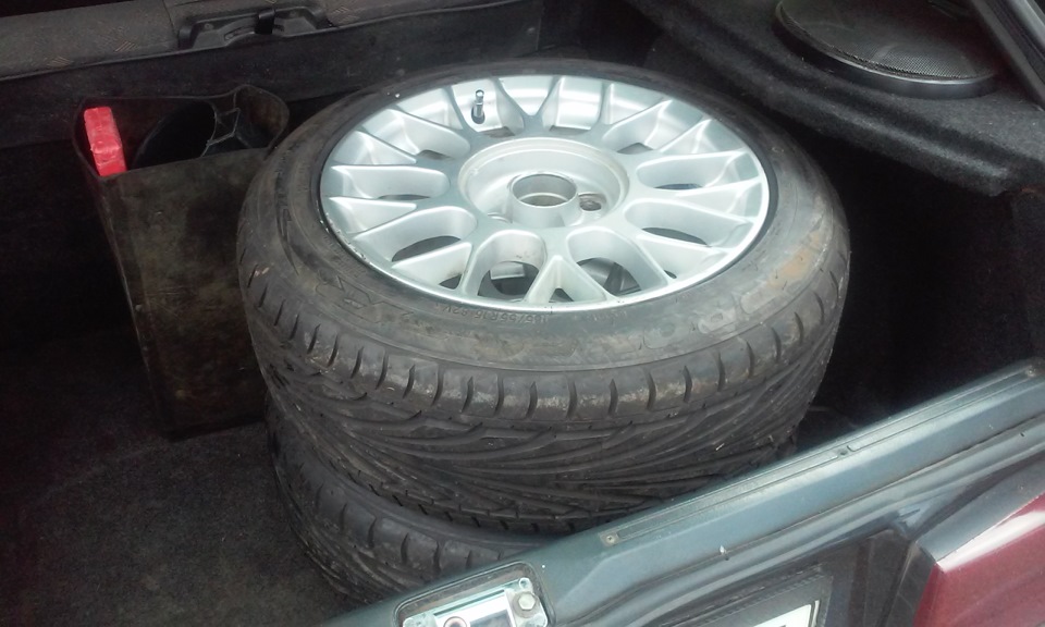 Toyo Proxes T1R 1