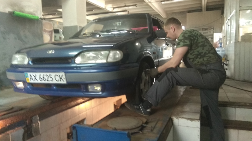 Кастер після встановлення ПІДРОМНИКА та Гальмівні диски. 1