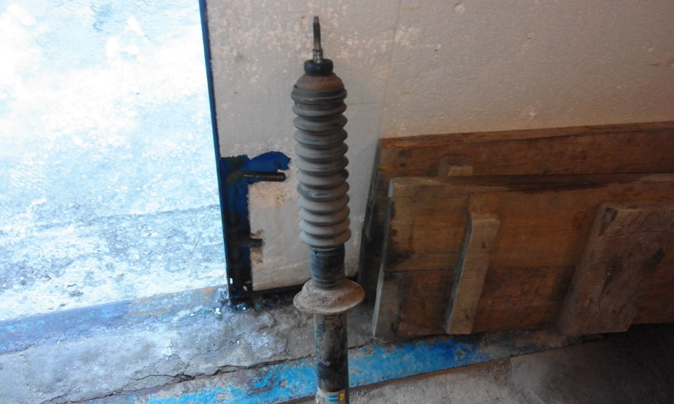 Заміна задніх стійок на BILSTEIN BNE4119 і по дрібниці))) 1
