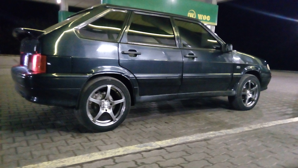 Лабутени r16 3