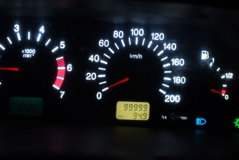 100 000