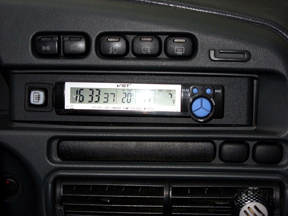 Автотермометр VST-7043V 2