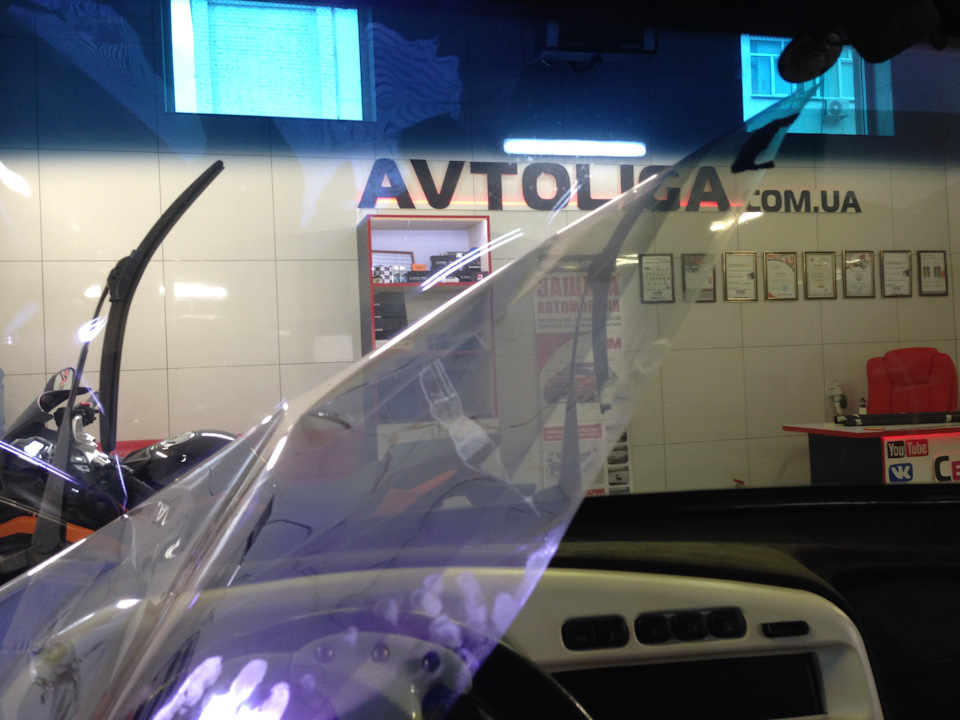 Атермальне тонування 3M Crystalline. CeramicPro. Полірування. AVTOLIGA 1