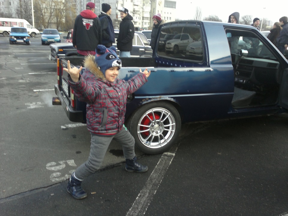 Донецьк. . .7.12.13. . .Зустріч однодумців 5