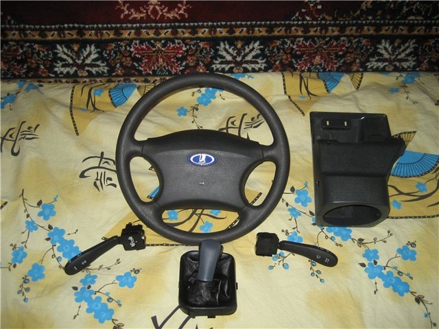 Калино руль + кожухи + П. перекл. Шнива + ручка Кпп 1