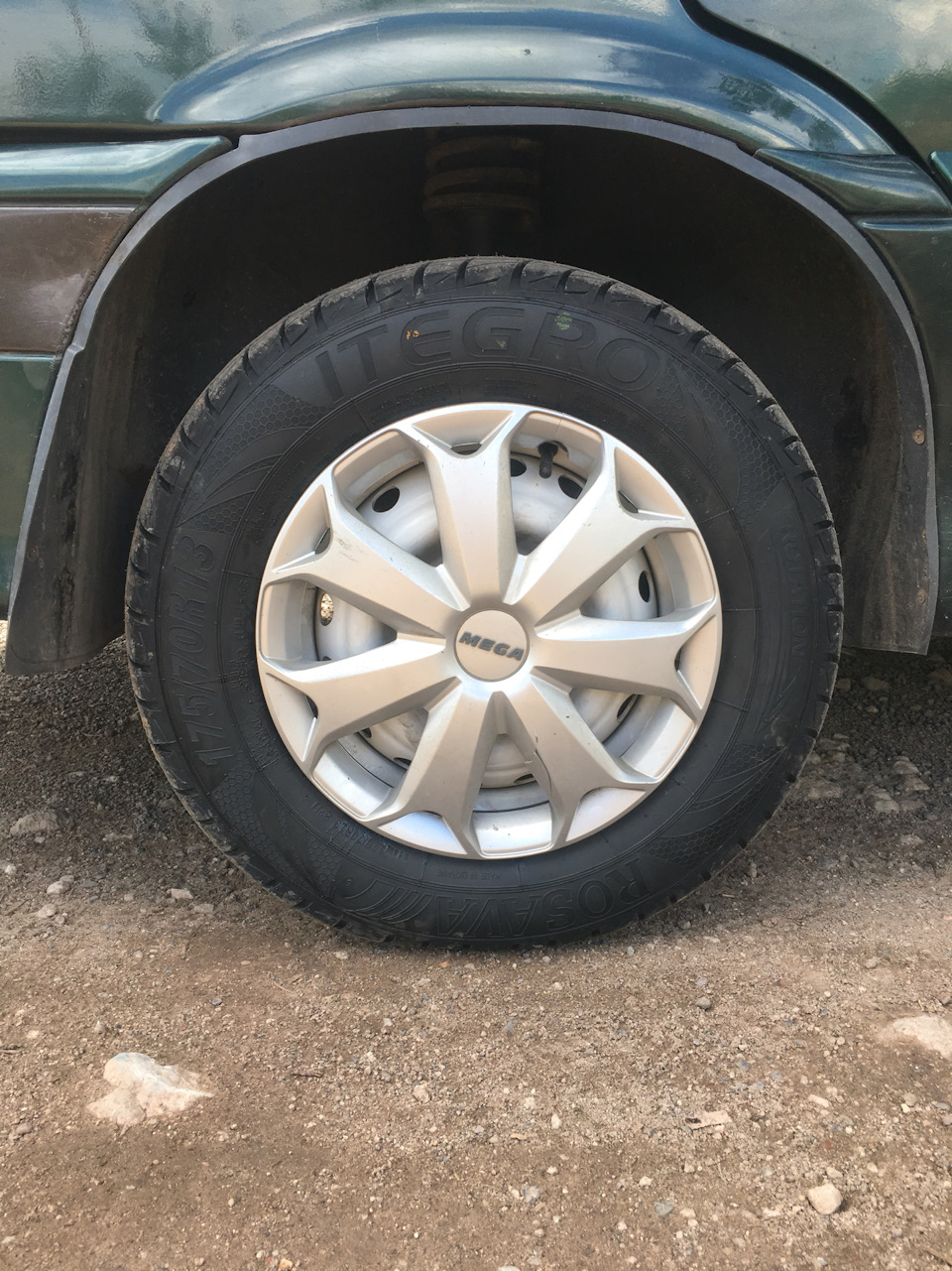175/70R13 5