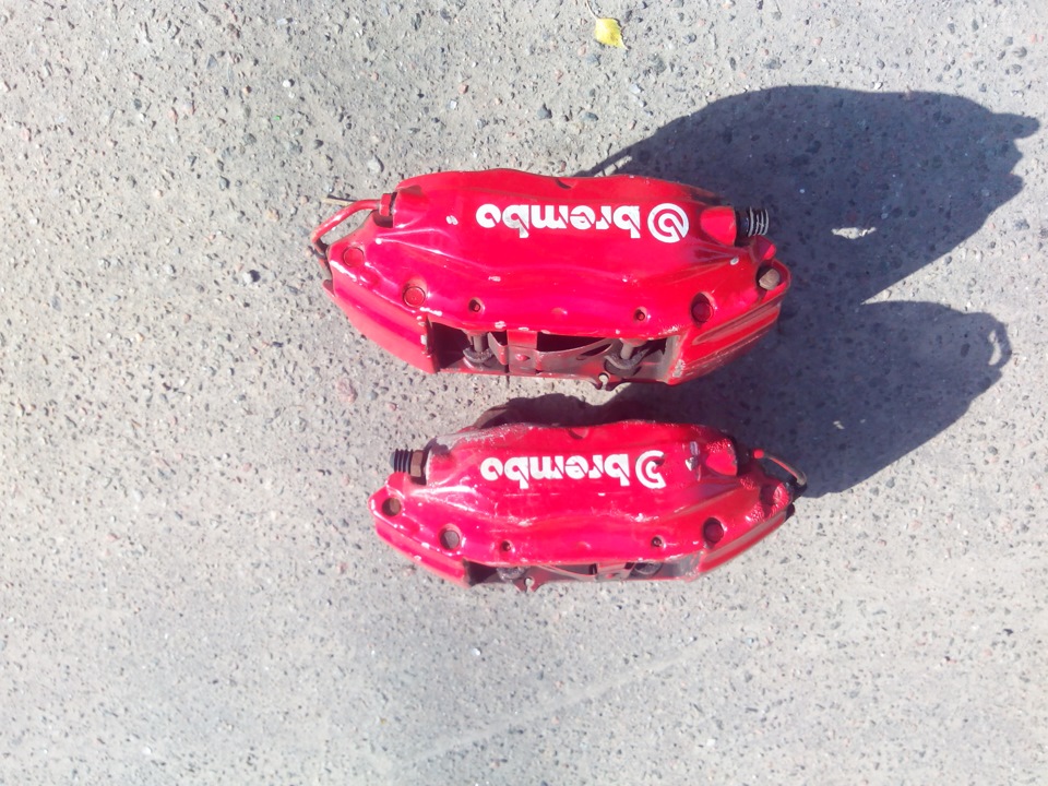 Продано! 4 поршневі гальма BREMBO з E38 к-т на ваз 2