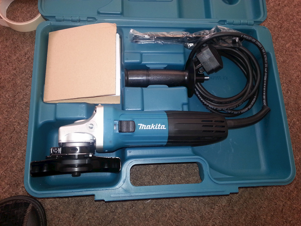 Кутова шліфувальна машина Makita GA4530 2