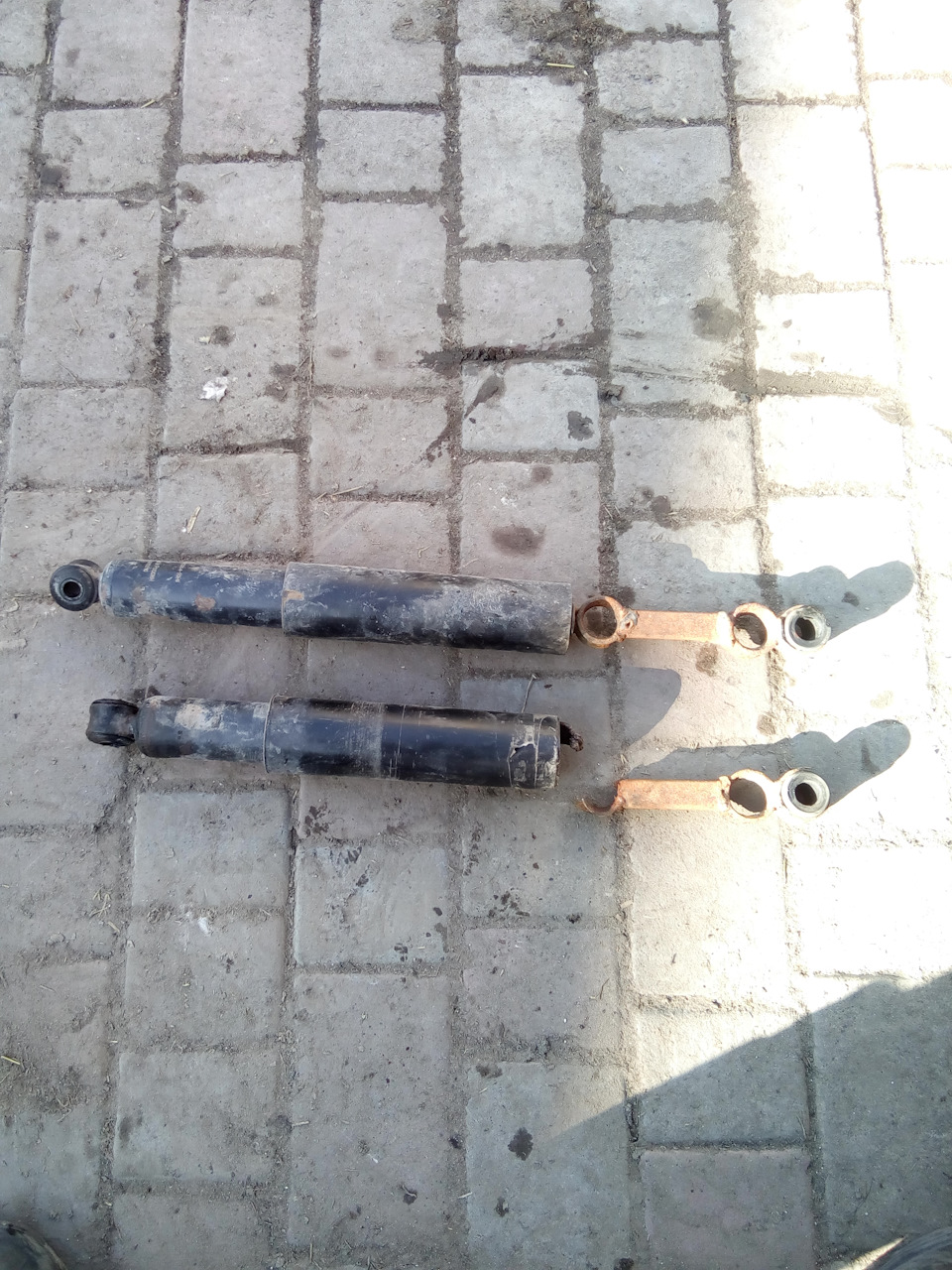 Поломка амортизаторів 2