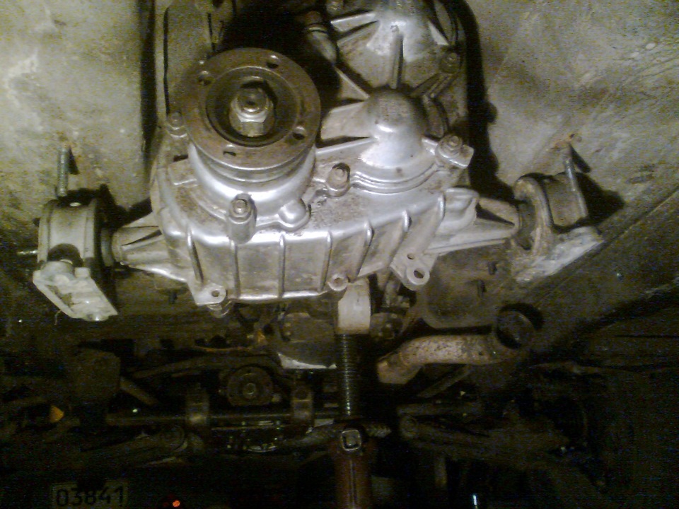 Подрамник для раздатки и коробки 4