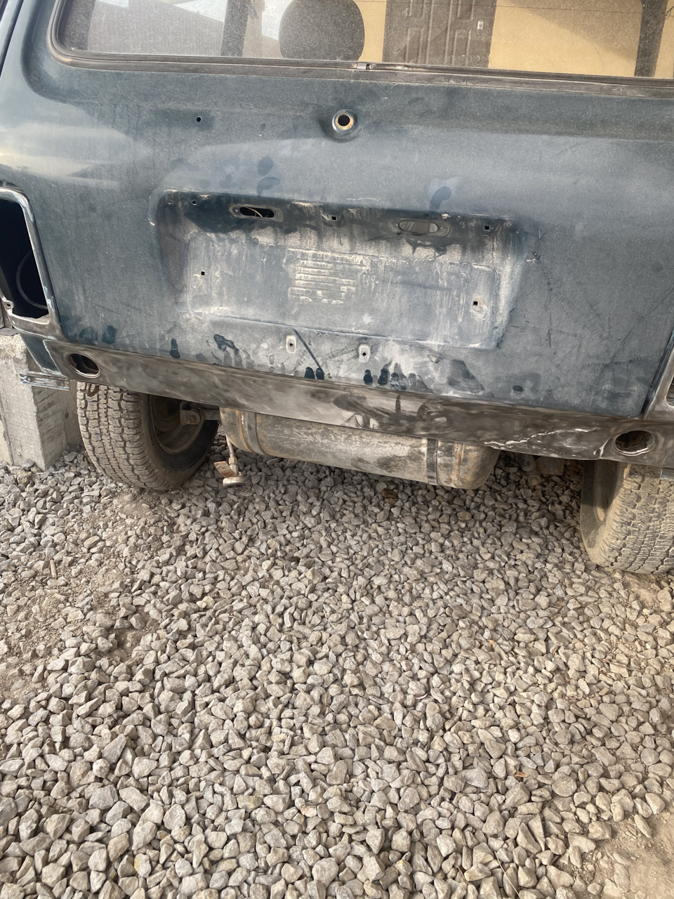 Плюшки від BMW e36 та чищення кузова від іржі 4