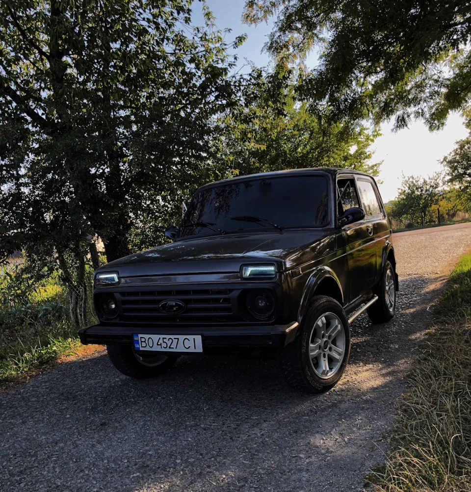 Диски на мій Нівас