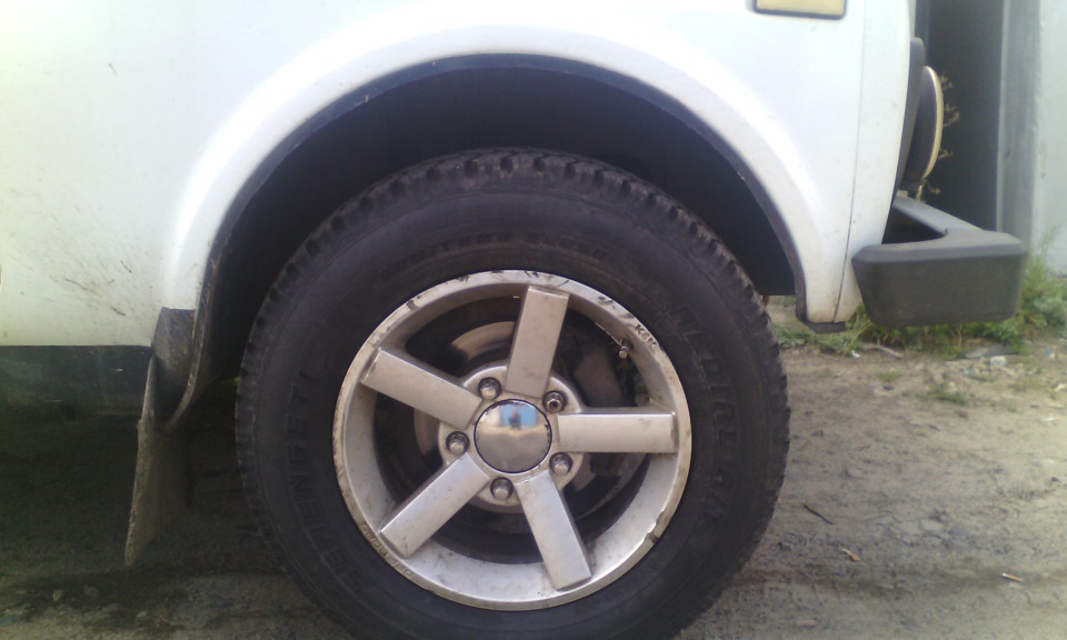 Sumitomo Serengeti A/T SL850 215/70/16 3