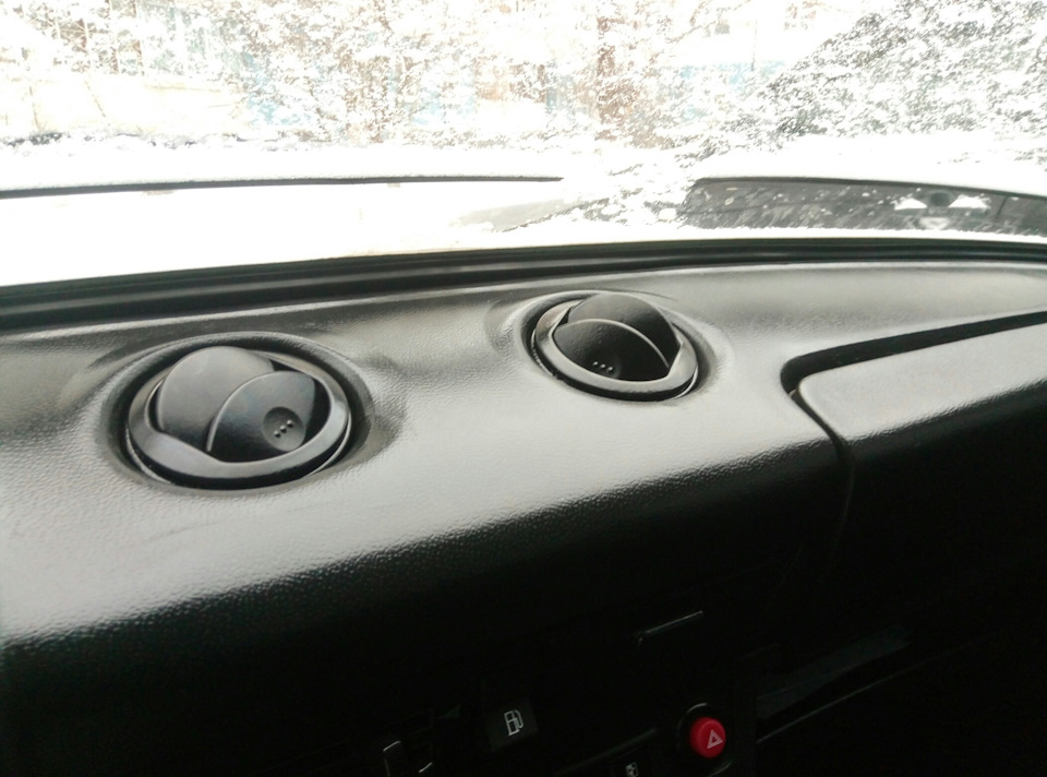 Поставив дефлектори обдува лобового скла від Авео 4