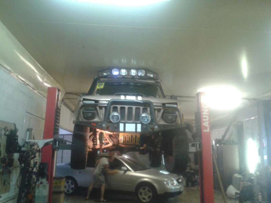 Трактор живий))) 4