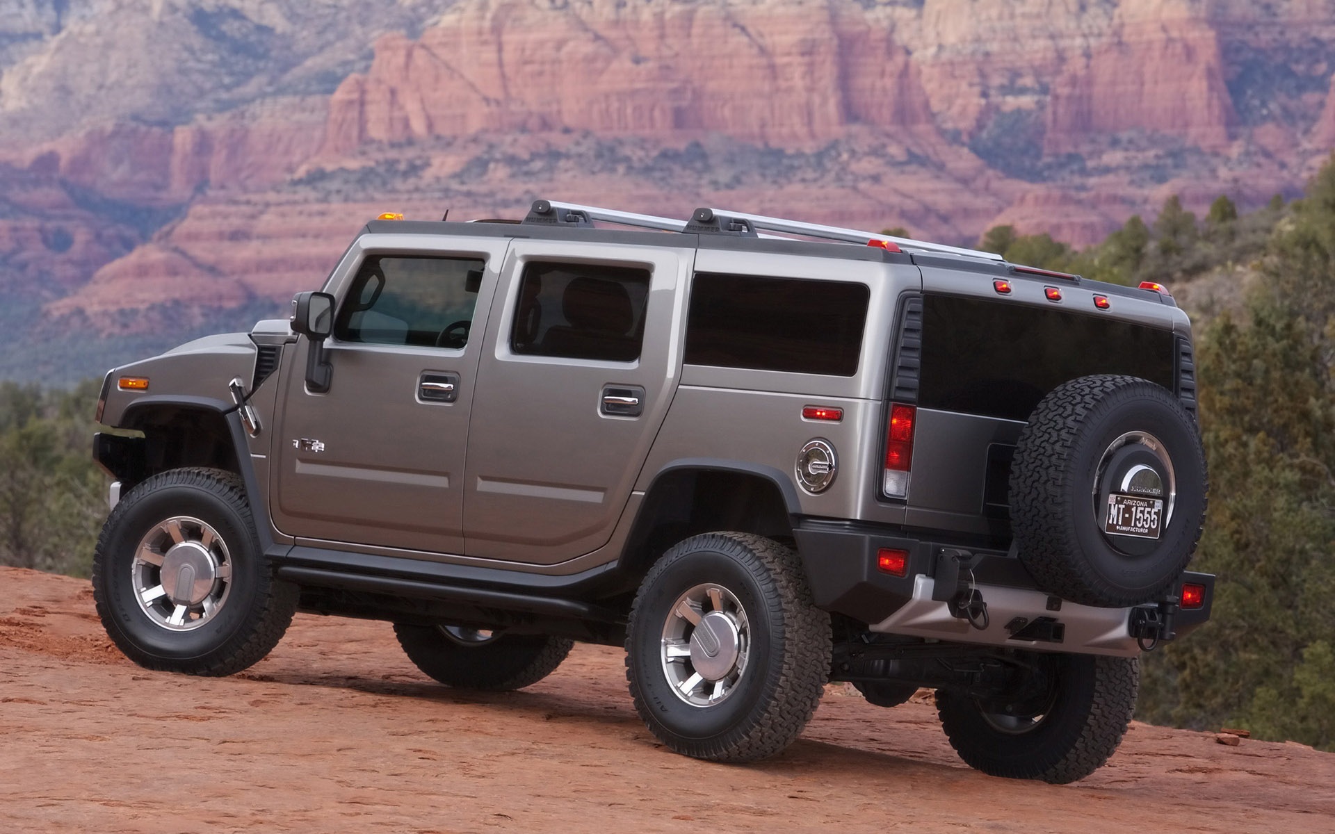 Лада Нива проти Hummer H2 2