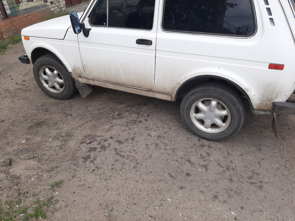 Прикупив шини Forward Safari 540 у розмірі 205/75 R15 1