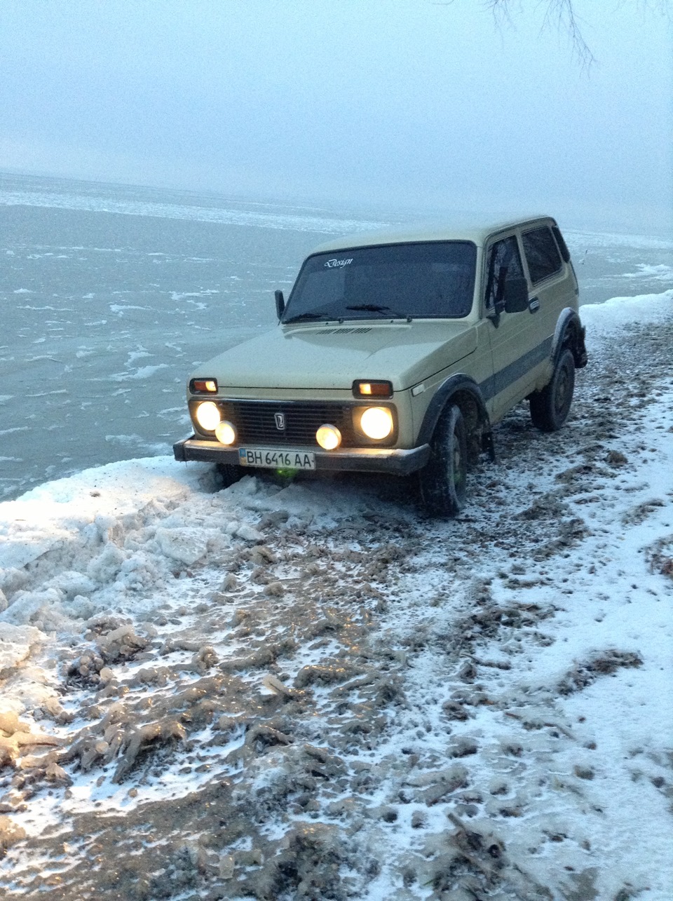 зима, на льоду 2