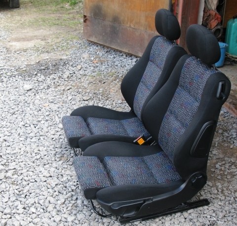 Сидіння Recaro 2