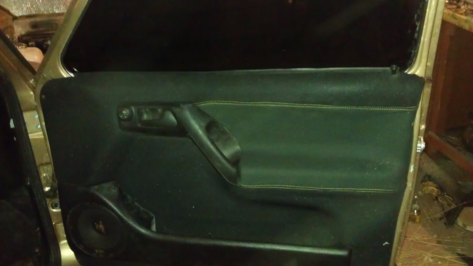 Дверні карти від VW Golf 4 3