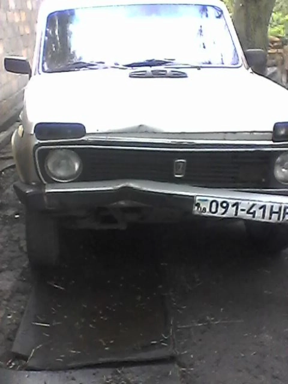 не вдало ухилився