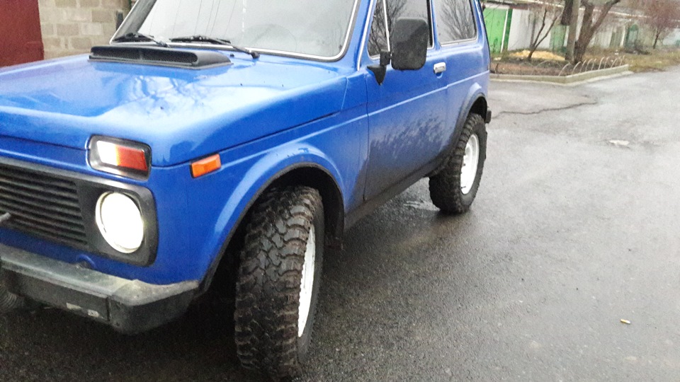Поставил Safari 540 205 75 r15 3