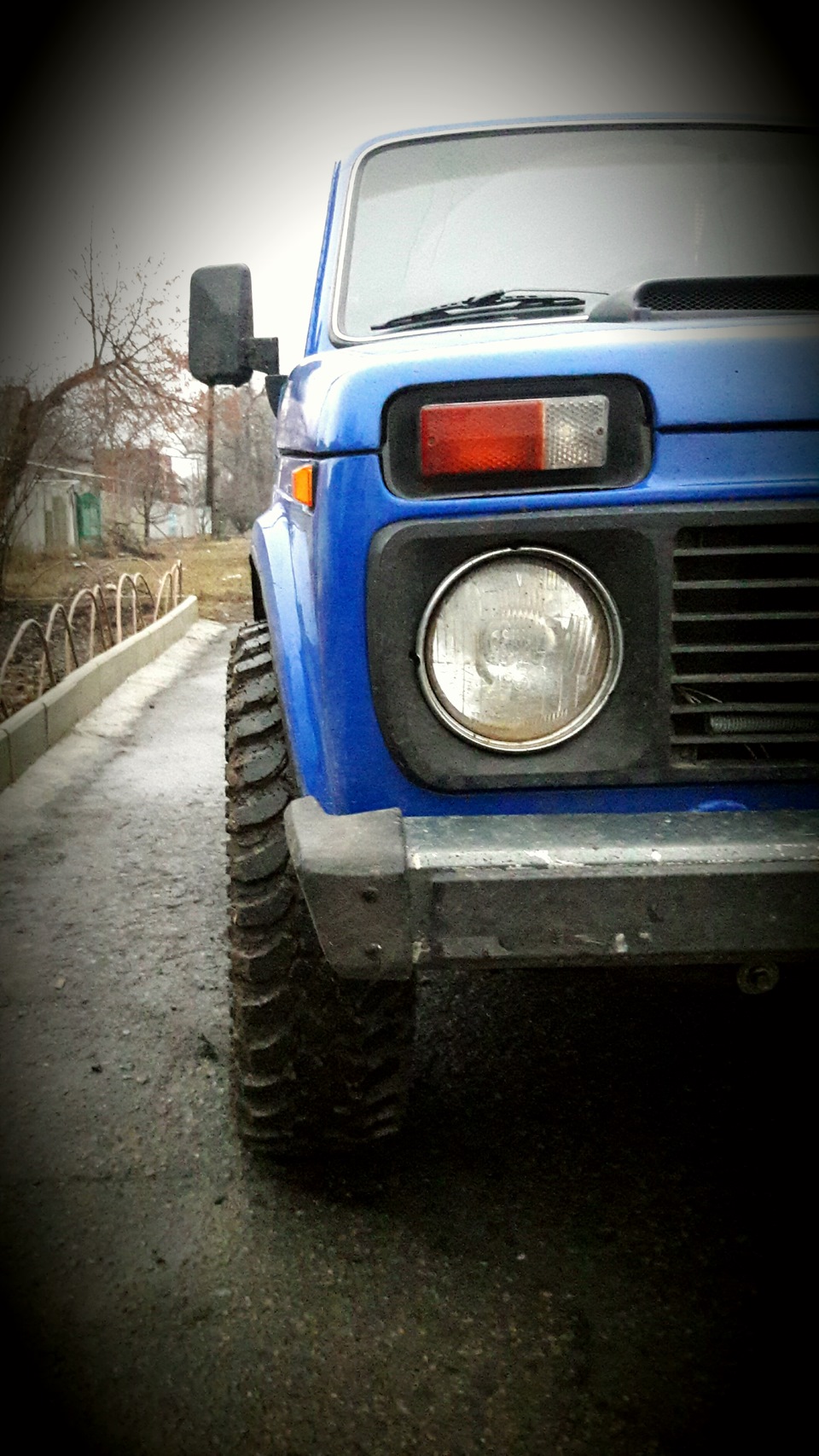Поставил Safari 540 205 75 r15 1