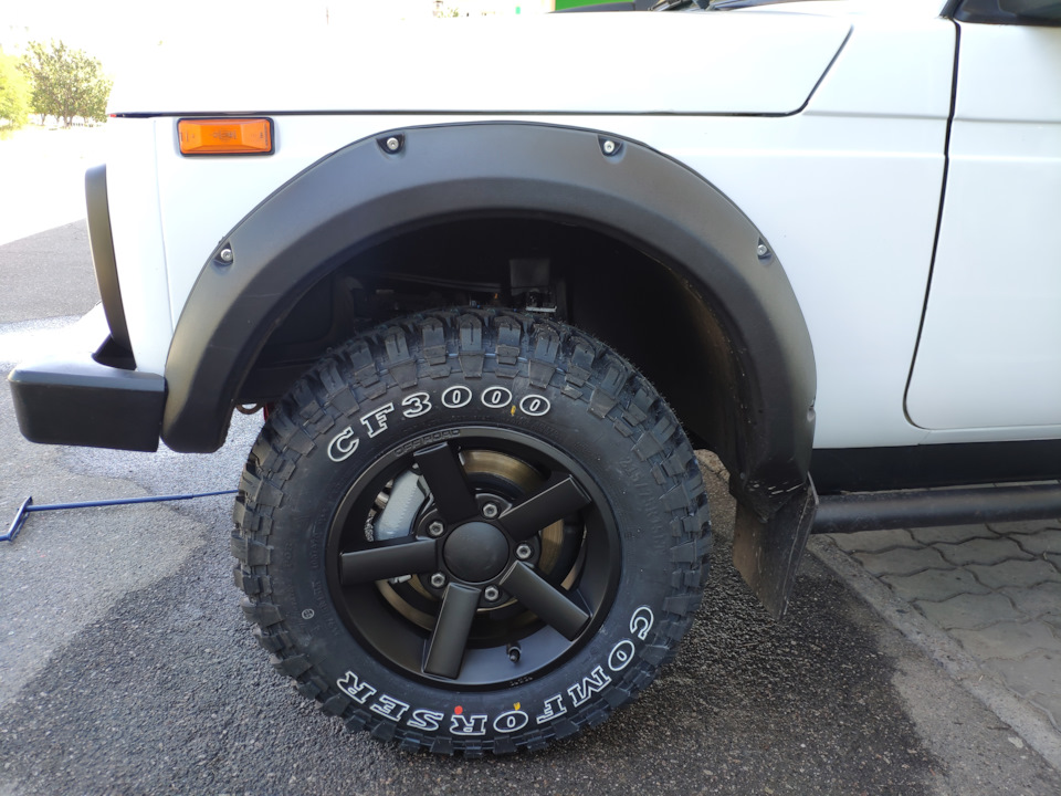 COMFORSER CF3000 215/75 R15 2