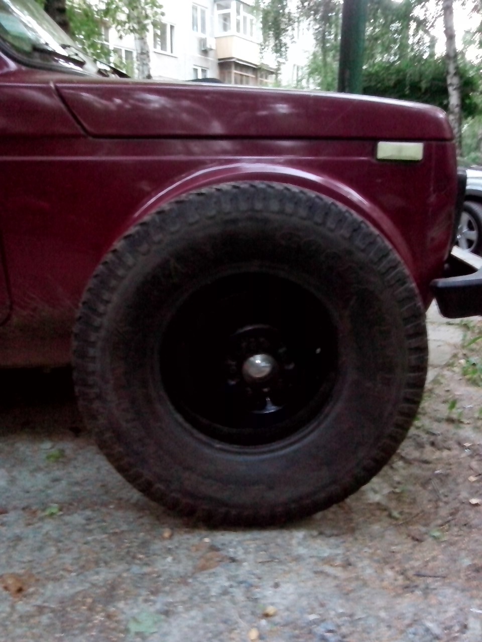 goodyear wrangler AT/S 235/85 R 16 1